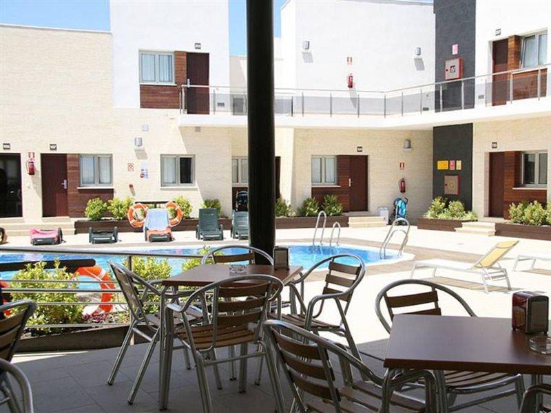 Aparthotel Novo Sancti Petri Chiclana de la Frontera Exterior photo